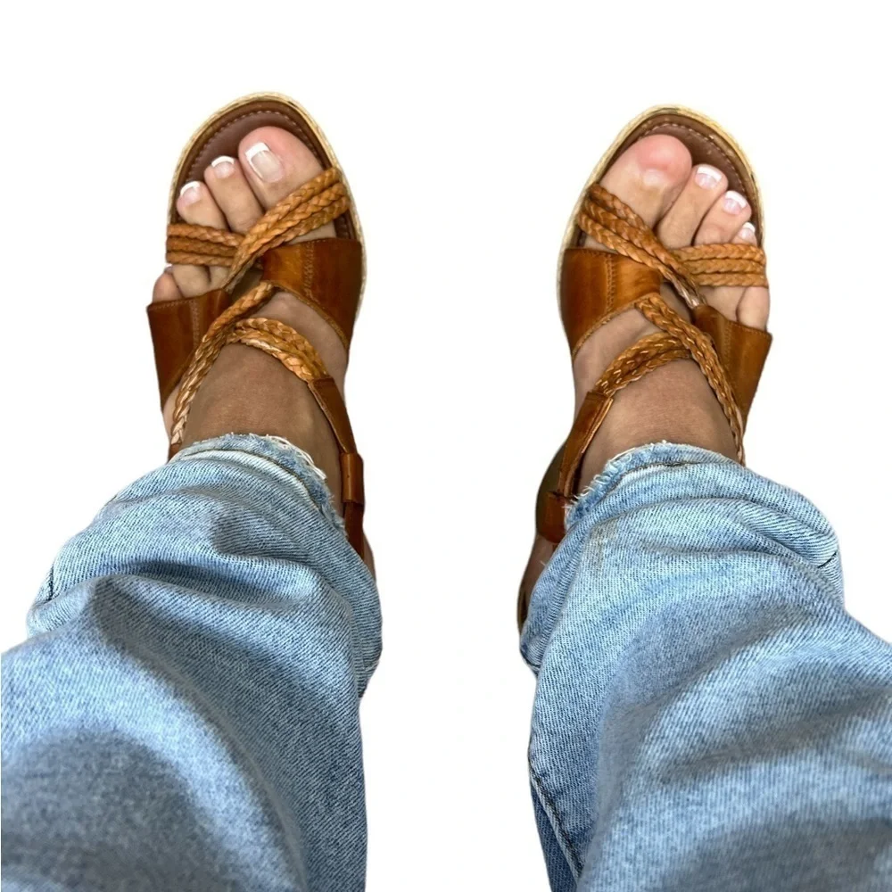 Aldo Tan Cognac Braided Vegan Leather Crisscross Keyhole Wedge Size 38 US 7.5